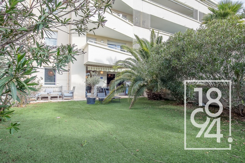 Exclusivité T2 47m2 + Extérieur + Garage double
