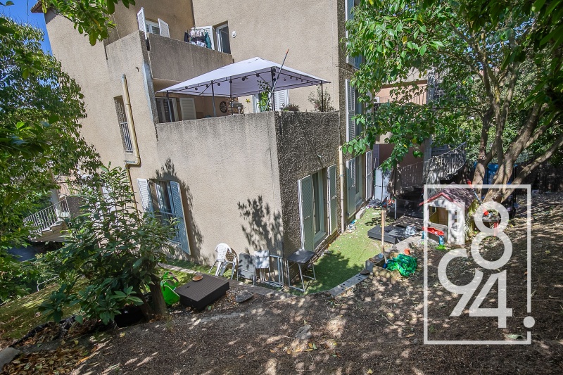 Appartement familiale 4 chambres avec jardin de 100 m2