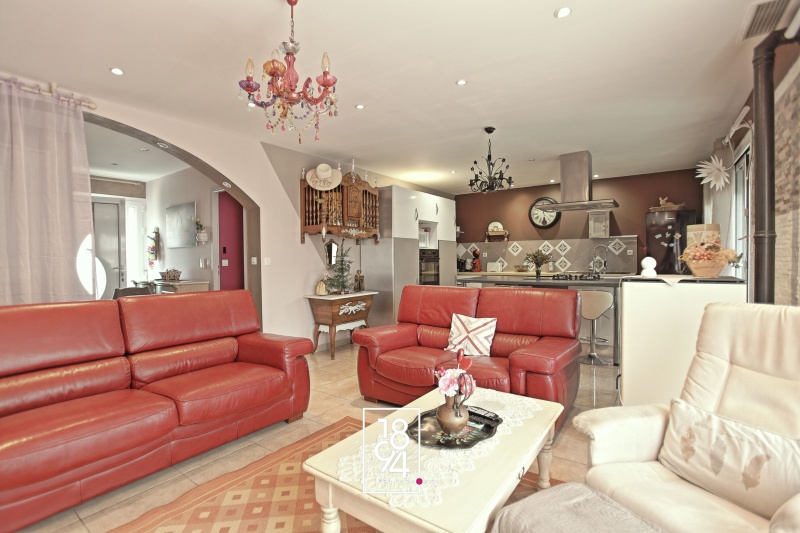 Manduel – Villa moderne de 108 m² avec suite parentale, jardin paysagé et terrasse conviviale